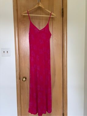 GAP Fuchsia Floral-Print Slip Dress